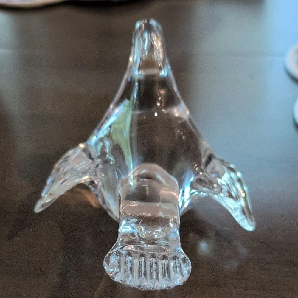 Elegant Vintage Art Glass Bird Figurine Paperweight
